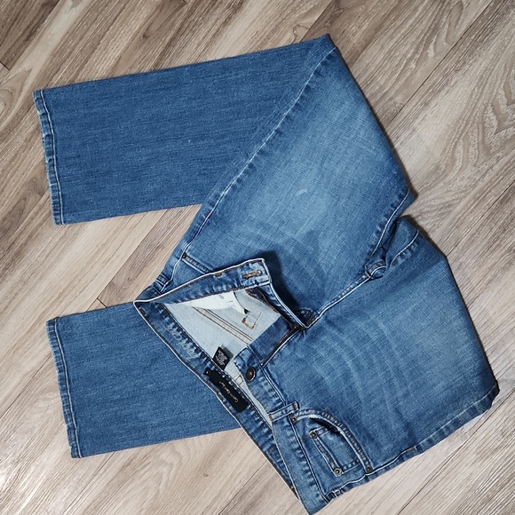 Calvin Klein Jeans Y2K Women's Size 8 Bootcut Distressed Blue Jeans Short 🌟 - Picture 8 of 16